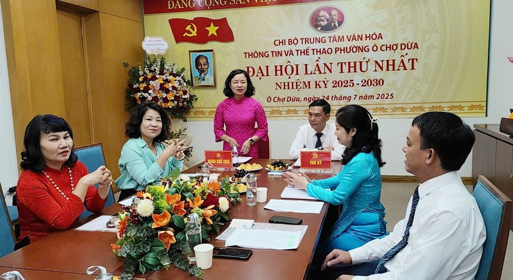 Đại hội chi bộ Trung tâm Văn hóa Thông tin và Thể thao Phường Ô Chợ Dừa lần thứ nhất, nhiệm kỳ 2025-2030- Ảnh 1.