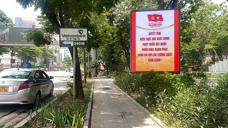 Ô Chợ Dừa rực rỡ chào mừng Đại hội đại biểu Đảng bộ Phường lần thứ I, nhiệm kỳ 2025-2030- Ảnh 8.
