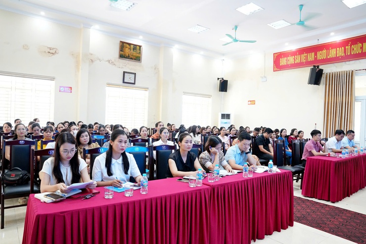 UBND phường Sơn Tây làm việc với Trạm y tế- Ảnh 2.