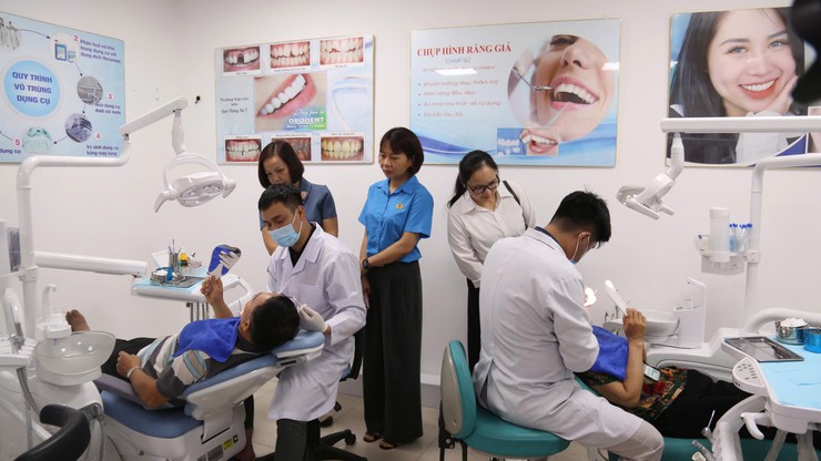 UBMTTQ phường Dương Nội tổ chức khám bệnh, tư vấn sức khỏe và phát thuốc miễn phí cho thân nhân gia đình chính sách- Ảnh 2.
