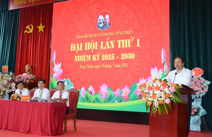 Đại hội Đảng bộ Trạm Y tế phường Tùng Thiện lần thứ I, nhiệm kỳ 2025 - 2030- Ảnh 2.