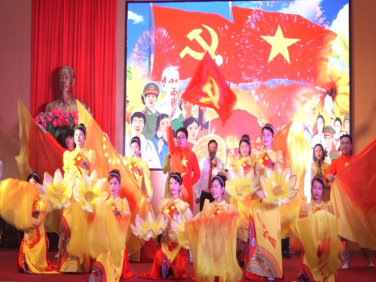 Đại hội Đảng bộ xã Hương Sơn lần thứ nhất, Đại hội của đoàn kết, dân chủ ,đổi mới và phát triển- Ảnh 4.