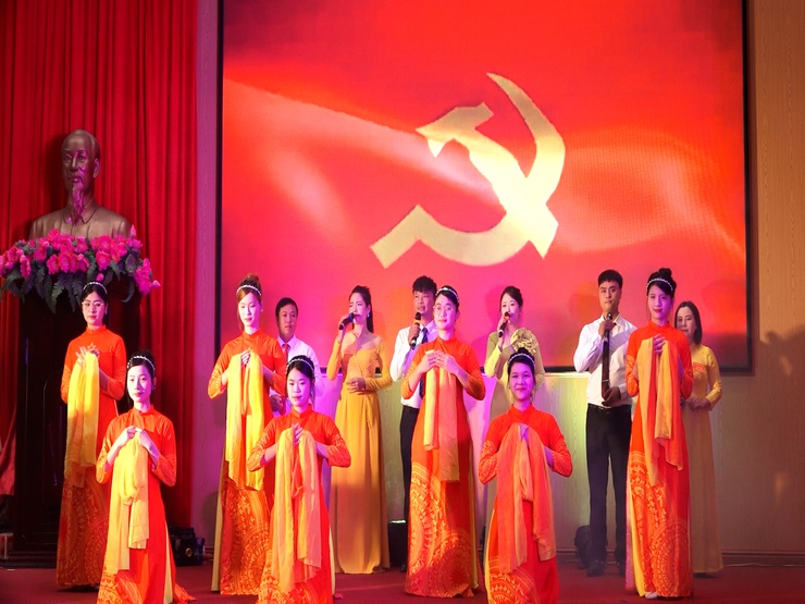 Đại hội Đảng bộ xã Hương Sơn lần thứ nhất, Đại hội của đoàn kết, dân chủ ,đổi mới và phát triển- Ảnh 3.