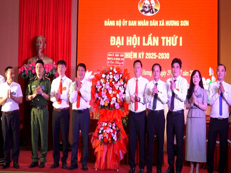 Đại hội Đảng bộ xã Hương Sơn lần thứ nhất, Đại hội của đoàn kết, dân chủ ,đổi mới và phát triển- Ảnh 5.