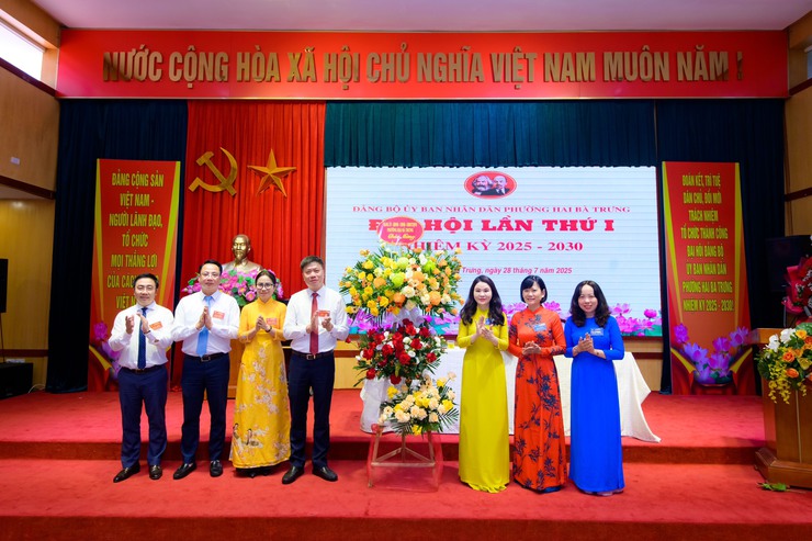 Đại hội Đảng bộ Ủy ban nhân dân phường Hai Bà Trưng lần thứ I, nhiệm kỳ 2025 - 2030- Ảnh 9.