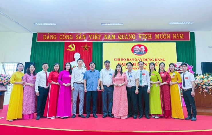 Chi bộ Ban Xây dựng Đảng xã Thượng Phúc chủ động thích ứng trong giai đoạn mới- Ảnh 4.