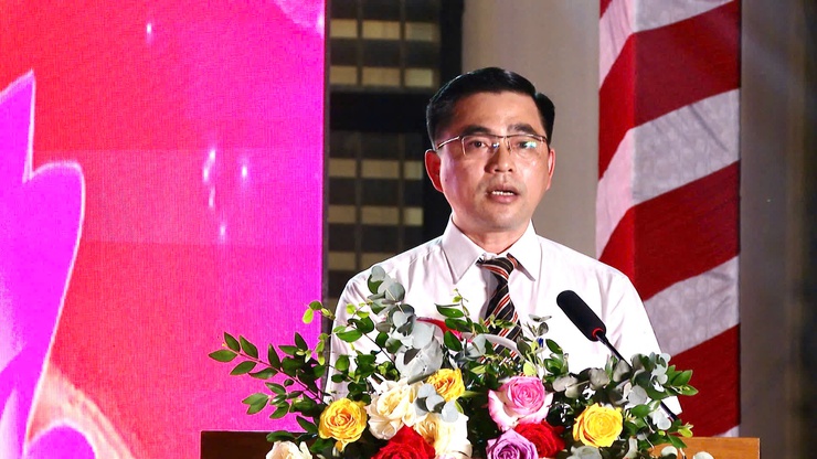 Ấn tượng chương trình văn nghệ chào mừng thành công Đại hội đại biểu Đảng bộ xã Thanh Trì lần thứ I, nhiệm kỳ 2025 – 2030- Ảnh 1.