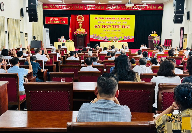 Kỳ họp thứ hai HĐND xã Thanh Trì: Phát huy dân chủ, quyết nghị nhiều nội dung quan trọng- Ảnh 3.