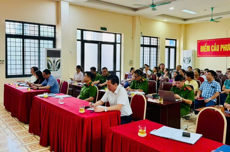 PHƯỜNG TÂY MỖ TỔ CHỨC HỘI NGHỊ TRIỂN KHAI CÔNG TÁC PHÒNG CHÁY, CHỮA CHÁY VÀ CỨU NẠN, CỨU HỘ NĂM 2025- Ảnh 1.