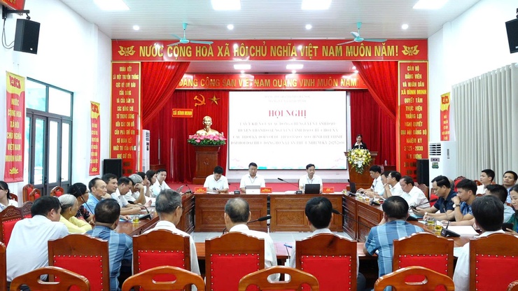 Bình Minh:  Lấy ý kiến góp ý của các đồng chí nguyên lãnh đạo vào dự thảo văn kiện trình Đại hội- Ảnh 1.