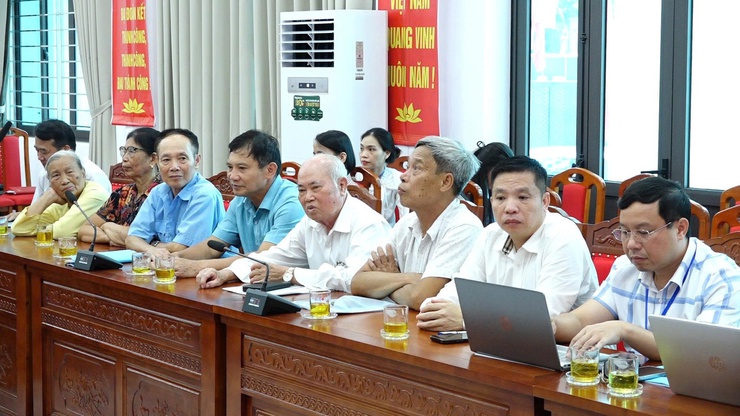 Bình Minh:  Lấy ý kiến góp ý của các đồng chí nguyên lãnh đạo vào dự thảo văn kiện trình Đại hội- Ảnh 4.