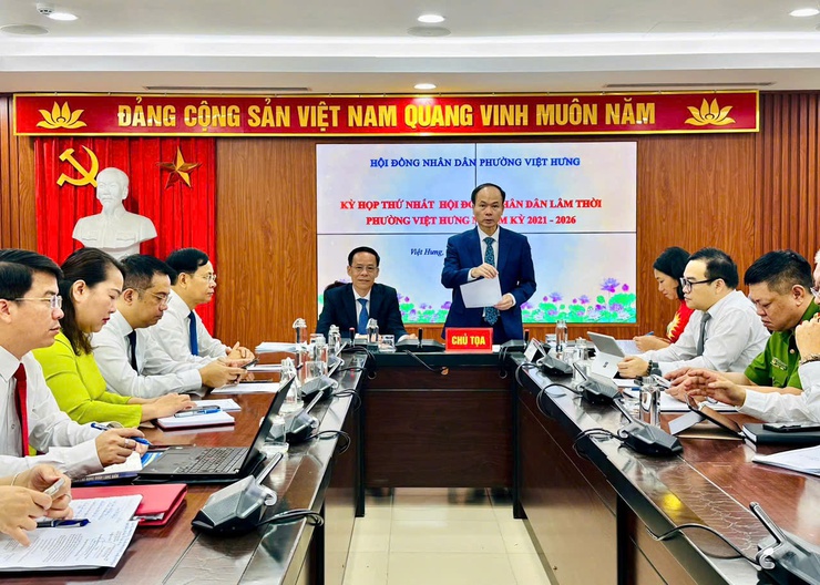 Kỳ họp thứ Nhất Hội đồng nhân dân lâm thời phường Việt Hưng nhiệm kỳ 2021-2026- Ảnh 2.