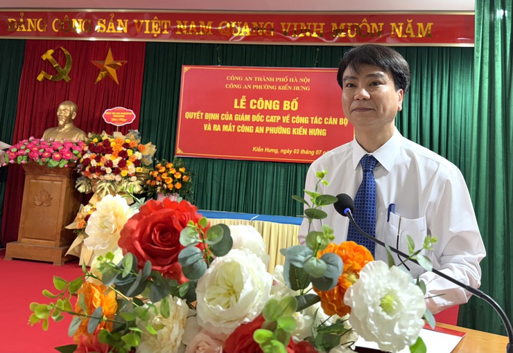 Lễ công bố quyết định của Giám đốc Công an thành phố về công tác cán bộ và ra mắt Công an phường Kiến Hưng- Ảnh 3.