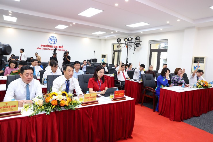 Kỳ họp thứ Nhất HĐND phường Đại Mỗ- Ảnh 3.