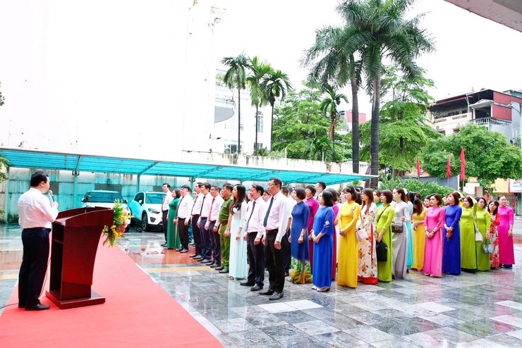 Phường Văn Miếu - Quốc Tử Giám: Không khí làm việc nghiêm túc, hiệu quả- Ảnh 1.