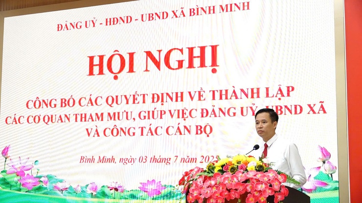 UBND xã Bình Minh tổ chức Hội nghị công bố quyết định thành lập các cơ quan chuyên môn và công tác cán bộ theo Nghị định 150/2025/NĐ-CP- Ảnh 2.