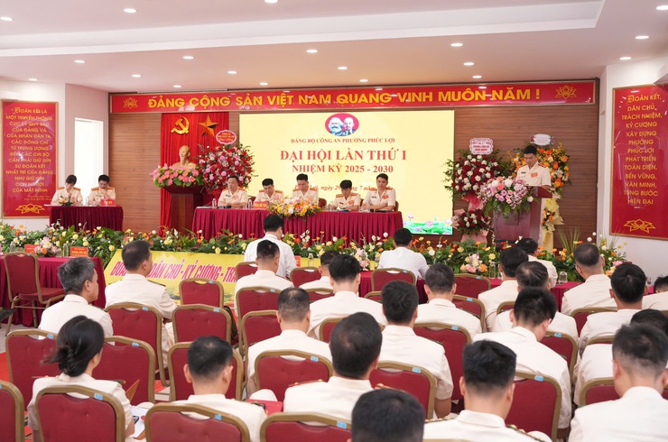 Đại hội Đảng bộ Công an phường Phúc Lợi lần thứ I, nhiệm kỳ 2025 - 2030 thành công tốt đẹp- Ảnh 1.