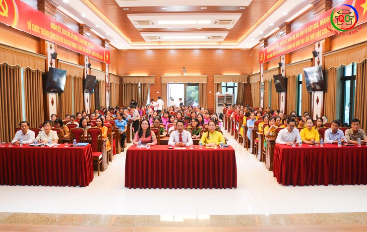 Quốc Oai công bố thành lập Chi hội Phụ nữ Công an xã và 9 Chi hội Phụ nữ trường Mầm non- Ảnh 1.