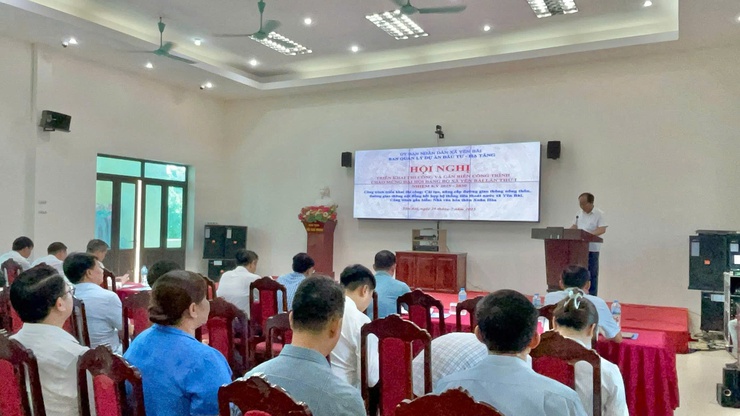 ỦY BAN NHÂN DÂN XÃ YÊN BÀI TỔ CHỨC HỘI NGHỊ TRIỂN KHAI THI CÔNG VÀ GẮN BIỂN CÔNG TRÌNH CHÀO MỪNG ĐẠI HỘI ĐẢNG BỘ XÃ YÊN BÀI LẦN THỨ I, NHIỆM KỲ 2025–2030- Ảnh 1.