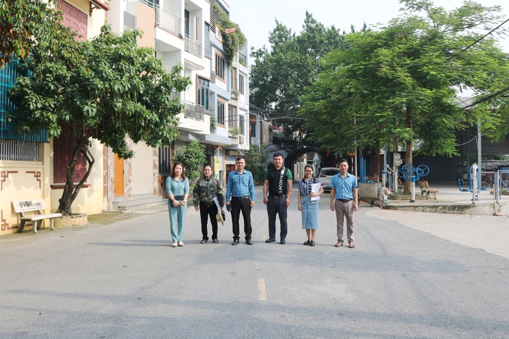 Quốc Oai kiểm tra cuộc thi "Sáng - Xanh - Sạch - Đẹp - An toàn": Lan tỏa ý thức cộng đồng, nâng tầm diện mạo nông thôn mới- Ảnh 3.