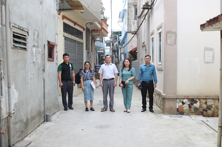 Quốc Oai kiểm tra cuộc thi "Sáng - Xanh - Sạch - Đẹp - An toàn": Lan tỏa ý thức cộng đồng, nâng tầm diện mạo nông thôn mới- Ảnh 5.