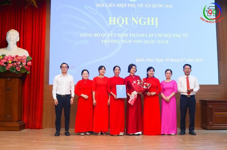 Quốc Oai công bố thành lập Chi hội Phụ nữ Công an xã và 9 Chi hội Phụ nữ trường Mầm non- Ảnh 7.