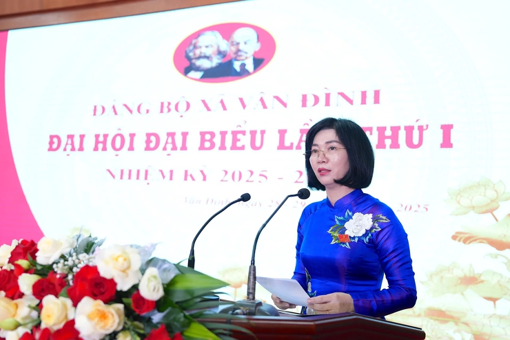 Xây dựng Vân Đình phát triển vững mạnh, toàn diện, đổi mới, hội nhập, phát triển- Ảnh 1.