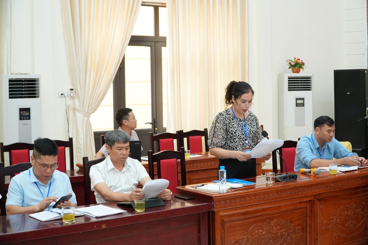 Lãnh đạo xã làm việc với các trường học trên địa bàn để nghe báo cáo công tác chuẩn bị cho năm học mới 2025-2026- Ảnh 2.