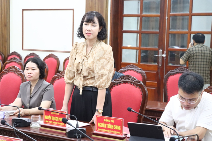 Đảng ủy xã Phú Xuyên tổ chức hội nghị Ban chấp hành Đảng bộ thảo luận, thống nhất các nội dung chương trình Đại hội Đảng bộ xã.- Ảnh 4.
