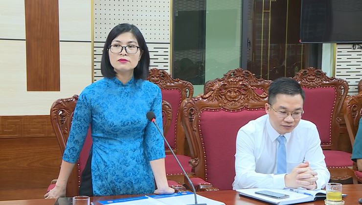 Xã Phúc Thọ công bố và trao Quyết định về công tác cán bộ- Ảnh 4.