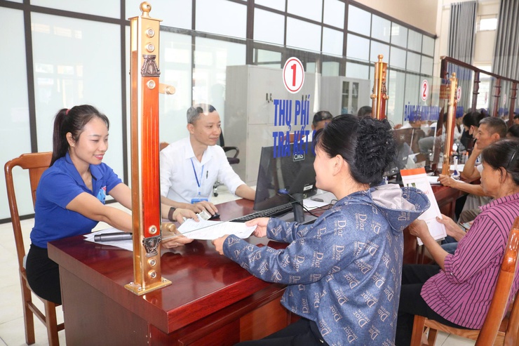 Xã Hòa Phú ban hành kế hoạch Cải cách hành chính Nhà nước năm 2025

- Ảnh 1.