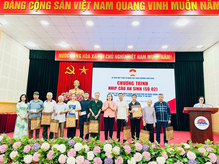 MTTQ Việt Nam phường Long Biên tổ chức chương trình “Nhịp cầu an sinh (số 02)”- Ảnh 4.