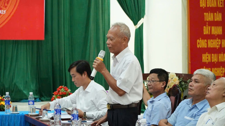 Đảng ủy xã Phượng Dực tổ chức hội nghị đóng góp ý kiến vào Dự thảo Báo cáo chính trị trình Đại hội đại biểu Đảng bộ xã lần thứ I, nhiệm kỳ 2025 – 2030
- Ảnh 3.
