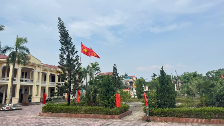 Để Tam Hưng rực rỡ cờ hoa chào mừng Đại hội Đảng bộ xã lần thứ I, nhiệm kỳ 2025–2030- Ảnh 2.