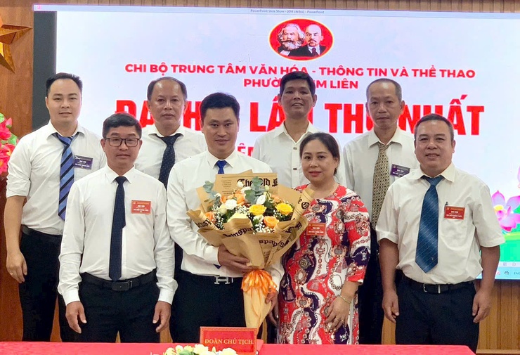 ĐẠI HỘI CÁC CHI BỘ TRỰC THUỘC ĐẢNG BỘ CÁC CƠ QUAN ĐẢNG, CÁC CHI BỘ TRỰC THUỘC ĐẢNG BỘ ỦY BAN NHÂN DÂN PHƯỜNG KIM LIÊN- Ảnh 15.