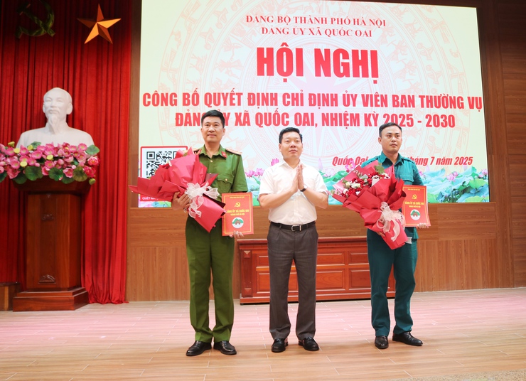 Quốc Oai tổ chức hội nghị giao ban Bí thư Chi bộ, Trưởng thôn, Trưởng ban công tác Mặt trận- Ảnh 14.