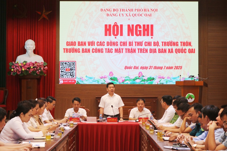 Quốc Oai tổ chức hội nghị giao ban Bí thư Chi bộ, Trưởng thôn, Trưởng ban công tác Mặt trận- Ảnh 16.