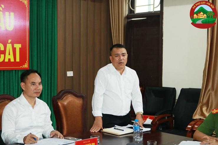 UBND xã Phú Cát tổ chức hội nghị tập thể kiểm điểm công tác tháng 7, triển khai nhiệm vụ công tác tháng 8/2025- Ảnh 2.