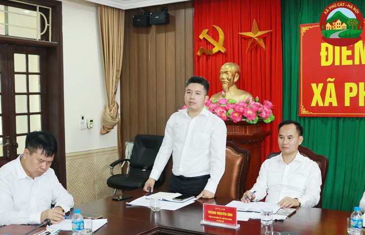 UBND xã Phú Cát tổ chức hội nghị tập thể kiểm điểm công tác tháng 7, triển khai nhiệm vụ công tác tháng 8/2025- Ảnh 3.