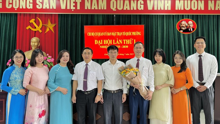 ĐẠI HỘI CÁC CHI BỘ TRỰC THUỘC ĐẢNG BỘ CÁC CƠ QUAN ĐẢNG, CÁC CHI BỘ TRỰC THUỘC ĐẢNG BỘ ỦY BAN NHÂN DÂN PHƯỜNG KIM LIÊN- Ảnh 4.