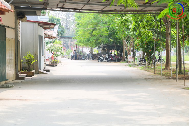 Đoàn kiểm tra số 3 xã Quốc Oai kiểm tra, chấm điểm cuộc thi “Giữ gìn thôn Sáng, Xanh, Sạch, Đẹp” tháng 7/2025- Ảnh 7.