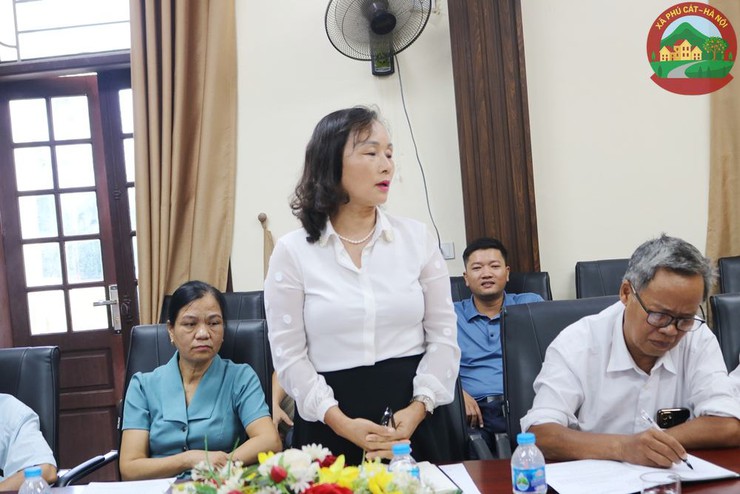 UBND xã Phú Cát tổ chức hội nghị hướng dẫn sắp xếp các hội quần chúng sau sáp nhập- Ảnh 7.