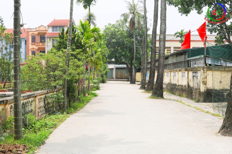 Đoàn kiểm tra số 3 xã Quốc Oai kiểm tra, chấm điểm cuộc thi “Giữ gìn thôn Sáng, Xanh, Sạch, Đẹp” tháng 7/2025- Ảnh 9.