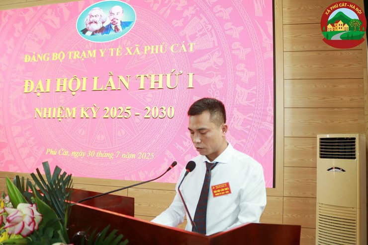 Đại hội Đảng bộ Trạm y tế xã Phú Cát lần thứ nhất, nhiệm kỳ 2025 - 2030- Ảnh 10.