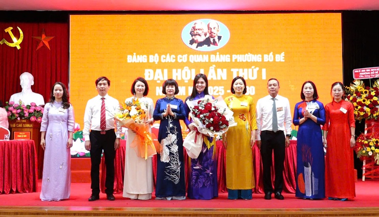 Đại hội Đảng bộ các Cơ quan Đảng phường Bồ Đề nhiệm kỳ 2025-2030 thành công tốt đẹp- Ảnh 2.
