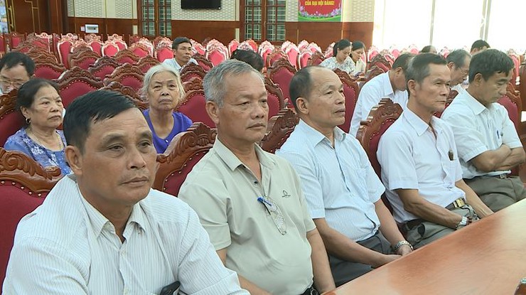 Hội nghị Ủy viên Ủy ban MTTQ Việt Nam xã Phúc Thọ: thảo luận Quy chế hoạt động, phát huy sức mạnh đại đoàn kết toàn dân- Ảnh 4.