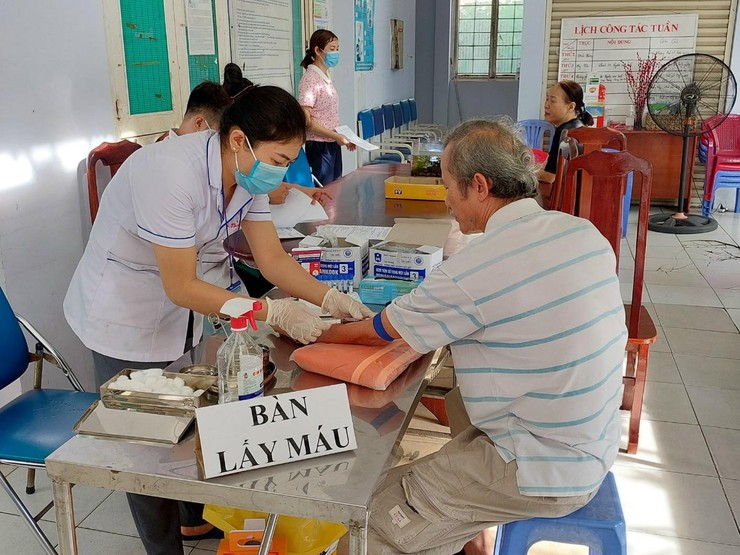 Xã Tiến Thắng ban hành kế hoạch tổ chức khám sức khỏe định kỳ cho người cao tuổi năm 2025- Ảnh 1.