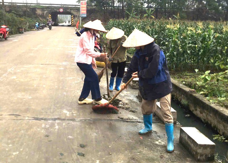 PHÁT ĐỘNG RA QUÂN TỔNG VỆ SINH MÔI TRƯỜNG TRÊN TOÀN ĐỊA BÀN XÃ NỘI BÀI- Ảnh 2.