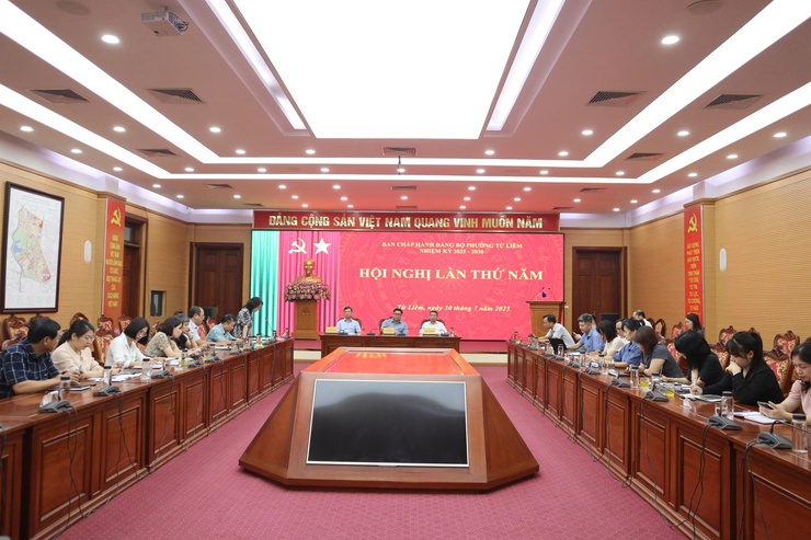 Hội nghị Ban chấp hành Đảng bộ phường lần thứ Năm- Ảnh 1.