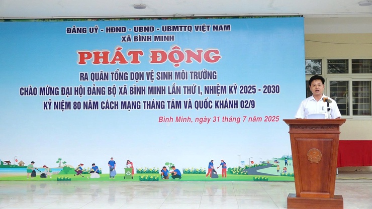 Bình Minh tổ chức phát động ra quân tổng vệ sinh môi trường  góp phần tạo cảnh quan môi trường “ Sáng- xanh- sạch- đẹp”- Ảnh 2.